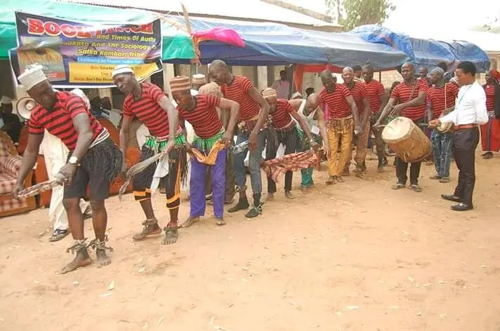 This picture is also about Azagunu dance that circles  the field  